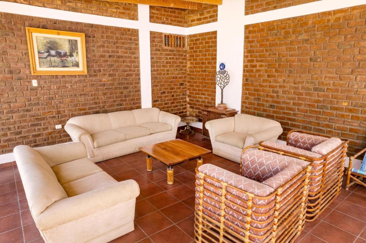 Hotel El Huarango Ика Экстерьер фото