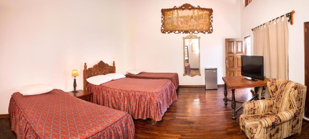 Hotel El Huarango Ика Экстерьер фото